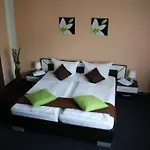 Reiter 2* ברלין